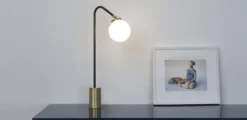 Lampe De Table Array - Opal -Flos Shop lampe de table array opal 2