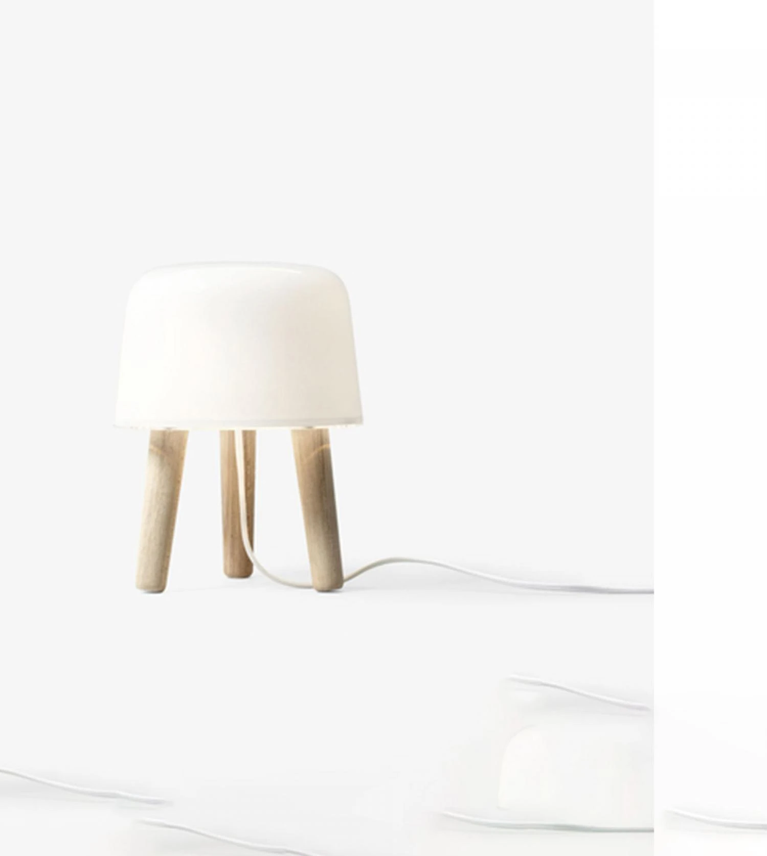 Lampe De Table Milk - NA1 1 Lampe De Table Milk - NA1